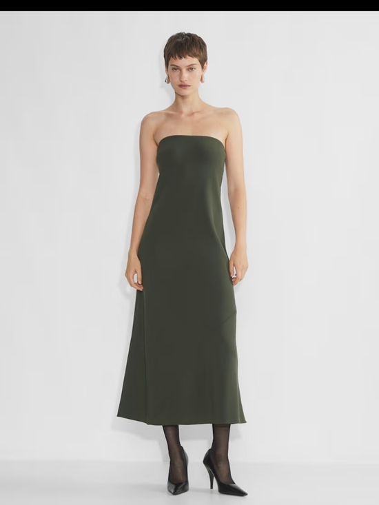 Babaton Dresses & Skirts - Aritzia Resolution Dress